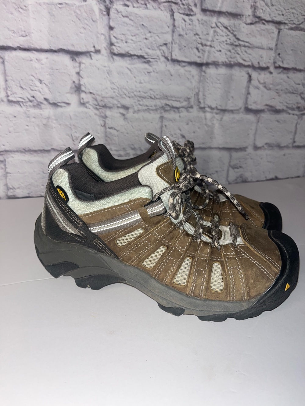 Keen Womens Steel Toe Work Shoes Size 7.5W